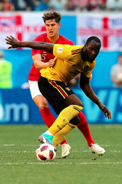 隐藏着对足 隐藏着对足