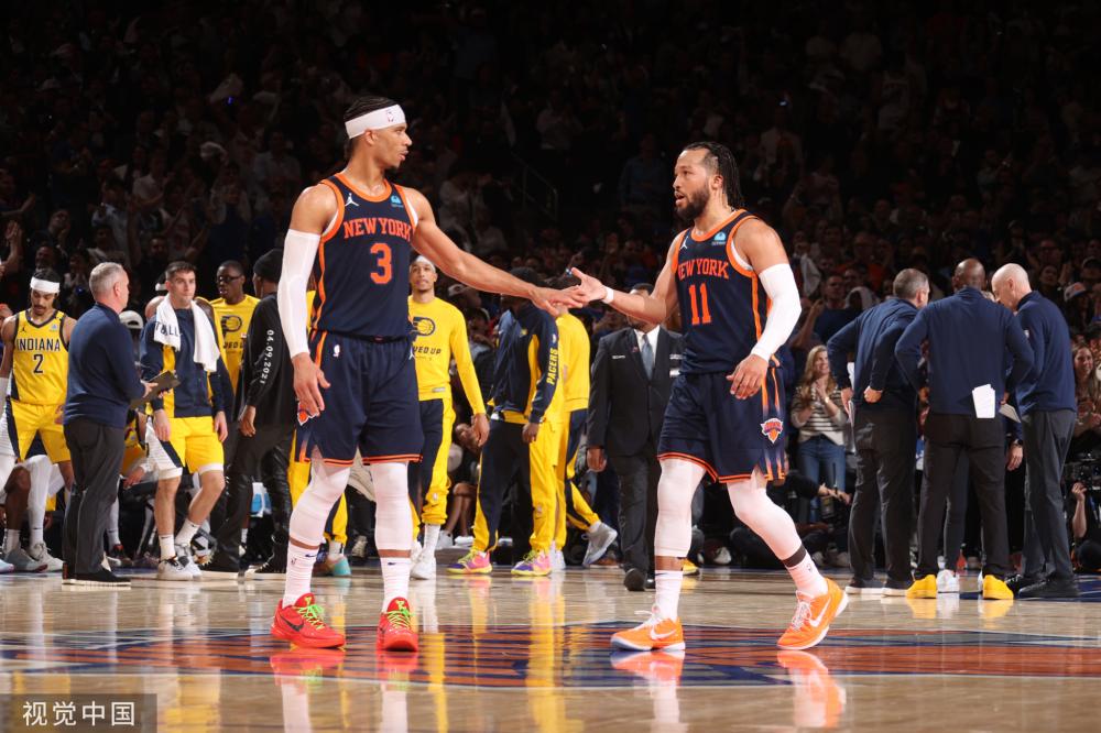 女运动员屡 女运动员屡