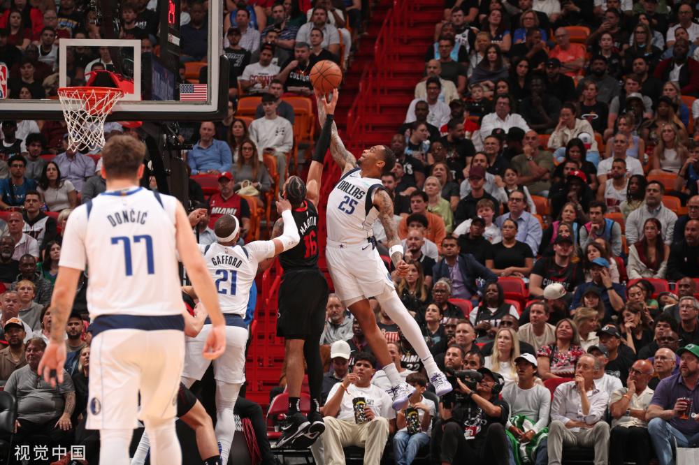 女运动员屡 女运动员屡